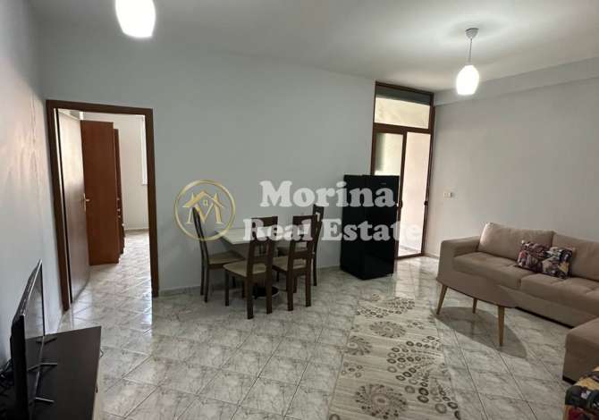  Agjensia Morina jep me qera apartament 1+1, Ali Demi,300 euro/Muaj

• Tipolo