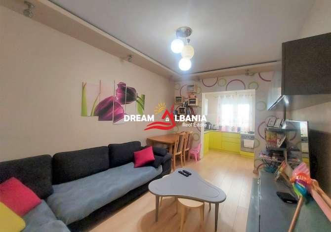 Apartament 2+1 ne shitje ne zonen e Laprakes ne Tirane (ID 4129374) Id 4129374
ne zonen e laprakes, shitet apartament 2+1 me siperfaqe prej 77 m² 