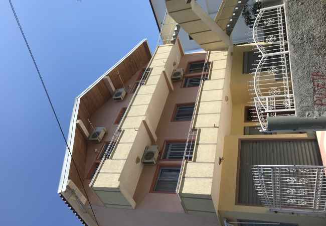 Daily rent and beach room in Shkoder 2+1 Furnished  The house is located in Shkoder the "Velipoje" area and is .
This Dai