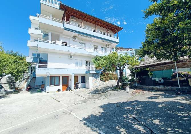Vila Xhaferaj Qera Ditore 1 + 1 duke filluar 30 euro nata  🏠 apartament me qera ditore 1 +1 

💸 cmimet sezonale 
qershor: 30 euro 