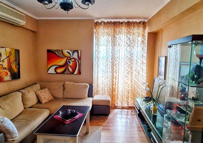  The house is located in Shkoder the "Central" area and is 0.04 km from