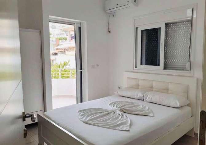  The house is located in Sarande the "Central" area and is 1.18 km from