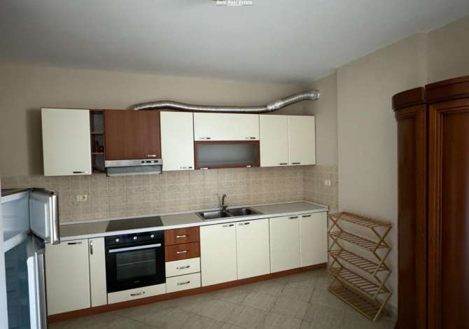 House for Rent in Tirana 1+1 In Part  The house is located in Tirana the "Stacioni trenit/Rruga e Dibres" ar