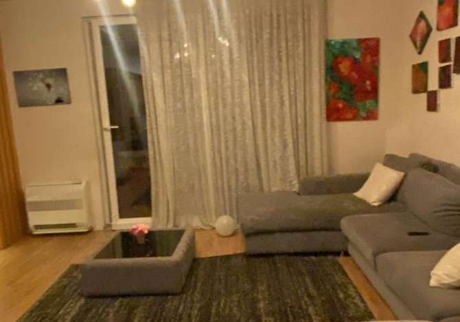 Shitet, Apartament 2+1, Rruga Gramoz Pashko, Tiranë - 180,000€ | 112 m² Të dhëna mbi apartamentin :

• ambient ndenjie + ambient gatimi
• 2 dho