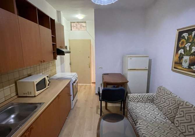 Qera, Apartament 1+1, Vasil Shanto, Tiranë - 350€ | 50 m² Të dhëna mbi apartamentin :



● ambient ndenje + ambient gatimi

● 