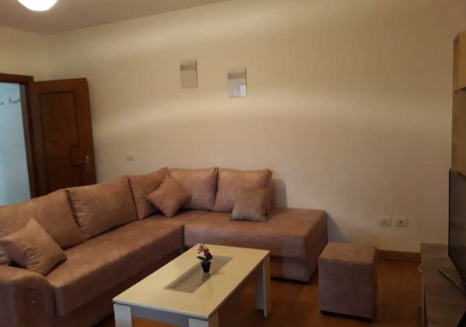  The house is located in Durres the "Plepa" area and is 3.52 km from ci