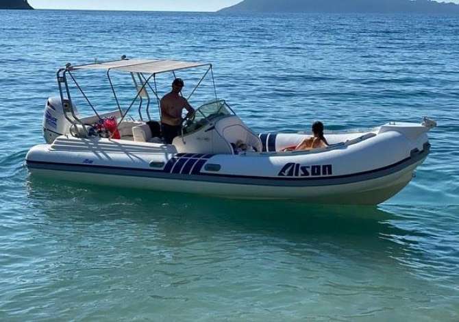  Vende Me Vlera Turistike Speed Boat tour in Sazan Island and karaburun Peninsula 