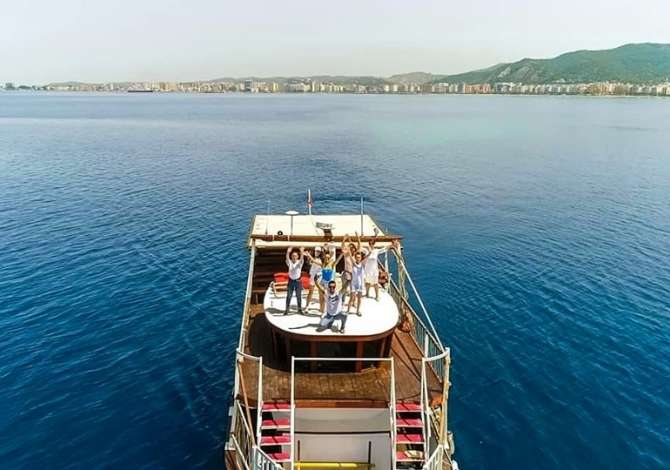  Vende Me Vlera Turistike Udhetim me anije ne jug - Udhetim me gomone ne detin Adriatik dhe Jon
