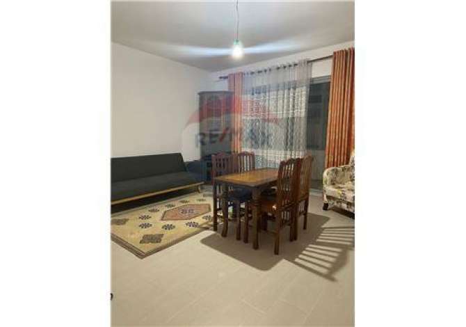 House for Rent in Tirana 2+1 In Part  The house is located in Tirana the "Liqeni i thate/Kopshti botanik" ar
