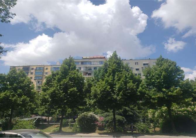  La casa si trova a Tirana nella zona "Vasil Shanto" che si trova 2.11 