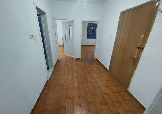  📌Shitet Apartament 2+1  Rruga e Kavajes , 450 metra nga sheshi Skënderbej, m
