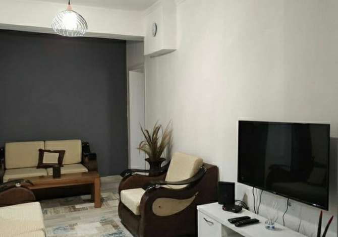 Daily rent and beach room in Korce 1+1 Furnished  The house is located in Korce the "Central" area and is (<small>