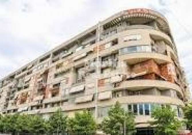  Agjencia Imobiliare Morina shet Garsoniere,  Astir,  60.000 euro.

• Tipolog