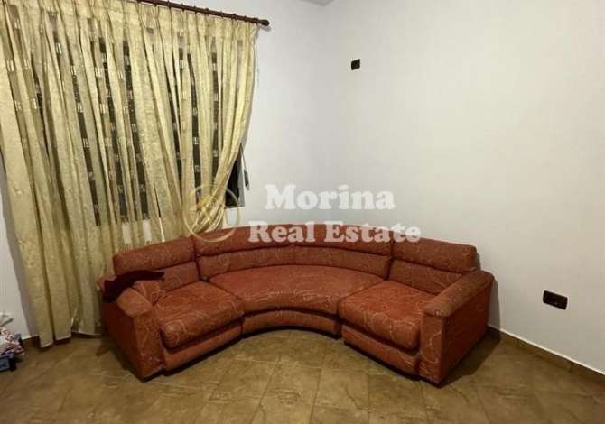  The house is located in Tirana the "Fresku/Linze" area and is 3.71 km 
