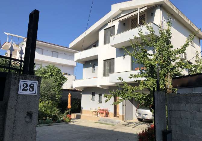 Casa in vendita a Tirana 5+1 Arredato  La casa si trova a Tirana nella zona "Kamez/Paskuqan" che si trova (&l