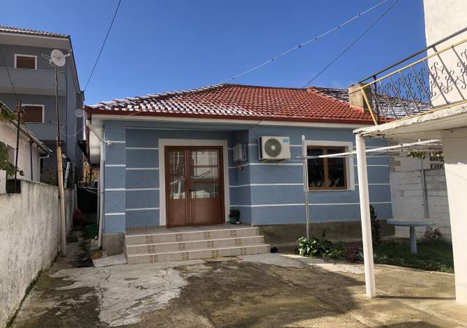 House for Sale in Pogradec 3+1 Furnished  The house is located in Pogradec the "Zone Periferike" area and is .
