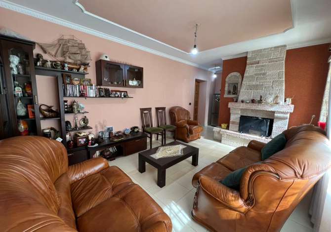 House for Sale in Tirana 4+1 In Part  The house is located in Tirana the "Brryli" area and is .
This House 