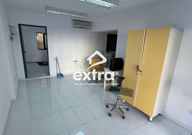  The house is located in Shkoder the "Central" area and is 67.16 km fro
