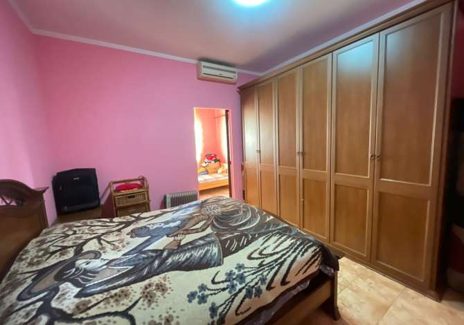  The house is located in Tirana the "Fresku/Linze" area and is 3.51 km 
