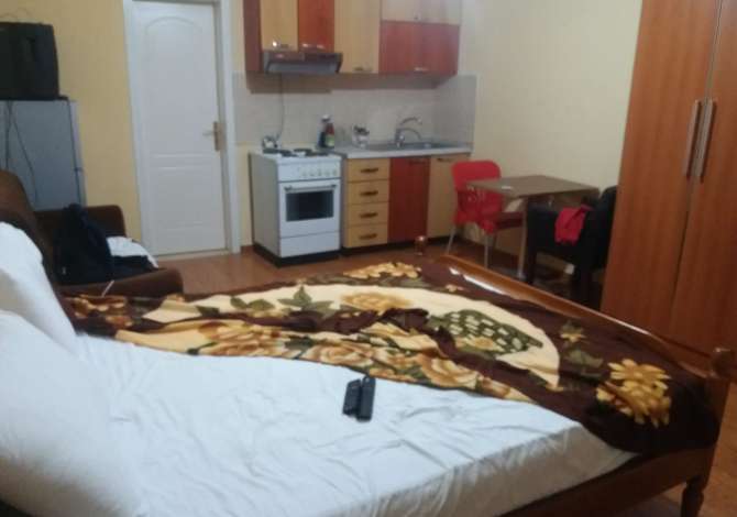  The house is located in Tirana the "Fresku/Linze" area and is 3.56 km 