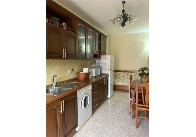  The house is located in Durres the "Plepa" area and is 0.53 km from ci