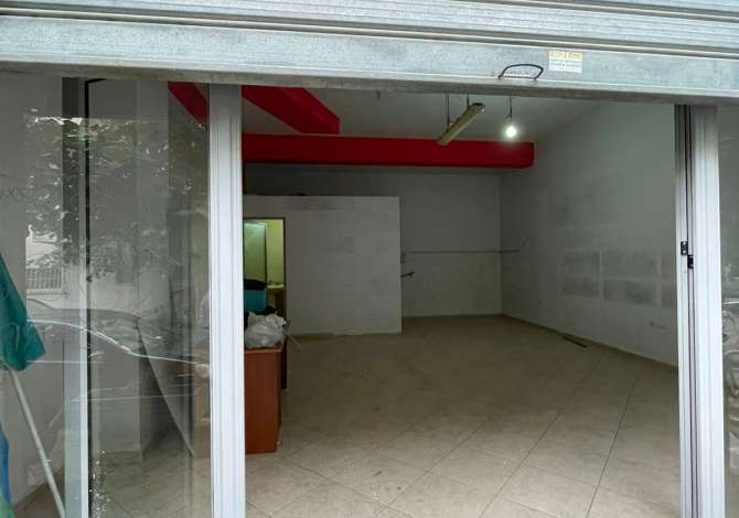 Tirane, shitet dyqan Kati 0, 47 m² 65.000 Euro (Allias) Zona/rruga : allias

shitet ambjent dyqani ne allias, rruga &quot;niko avr