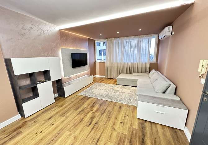 SHITET APARTAMENT 3+1, Rruga e Kavajes, 195,000€ 👉🏻shitet apartament 3+1

apartamenti organizohet:
•2 dhoma matrimonia
