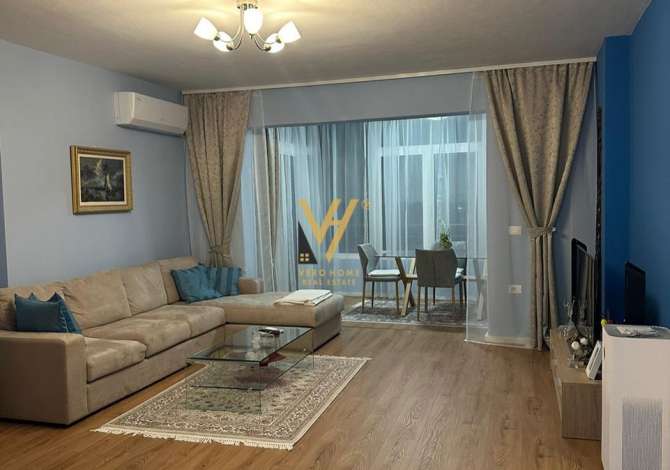 Casa in affitto a Tirana 1+1 Arredato  La casa si trova a Tirana nella zona "Sheshi Shkenderbej/Myslym Shyri"