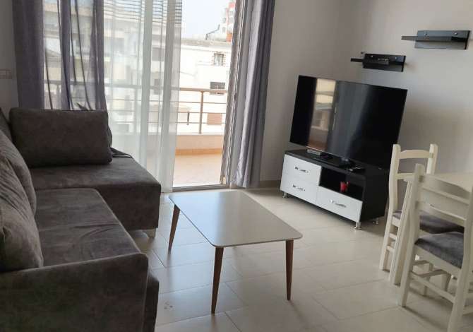  The house is located in Durres the "Plepa" area and is 4.01 km from ci