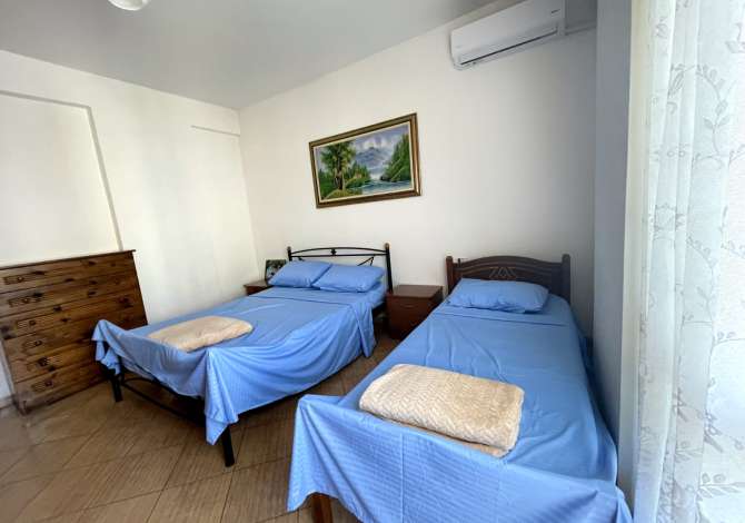  The house is located in Vlore the "Lungomare" area and is 0.26 km from