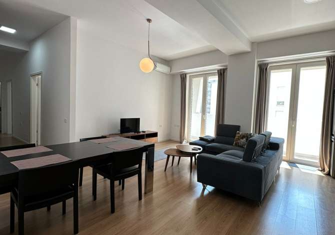 Apartament 2+1 me Qera (i mobiluar) ,kati i 8, Kompleksi Magnet(rruga Ndre Mjeda) 700 Euro/muaj Jepet me qera apartment 2+1 (i mobiluar) kompleksi magnet  (rruga ndre mjeda ).
