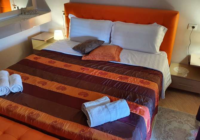 Daily rent and beach room in Tirana 2+1 Furnished  The house is located in Tirana the "Don Bosko" area and is .
This Dai