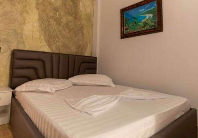 Daily rent and beach room in Vlore 1+1 Furnished  The house is located in Vlore the "Plazhi i vjeter" area and is (<s