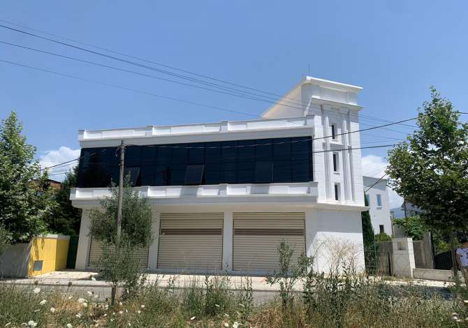  The house is located in Tirana the "Kamez/Paskuqan" area and is 5.88 k
