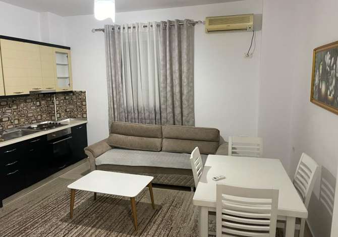 Jepet me qera apartamenti 1+1 ne 5 Maj/ 450€ Jepet me qera apartamenti 1+1 ne 5 maj

siperfaqa: 80m2
e mobiluar
kati i 2

