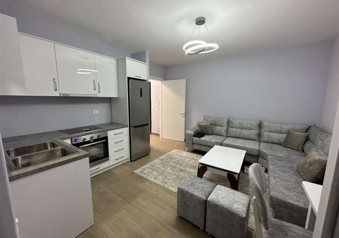 Jepet me qera apartament 1+1 ne Selite/ 530 euro Jepet me qera apartament 1+1 ne selite

siperfaqja:  66m2
kati: 3(me ashensor