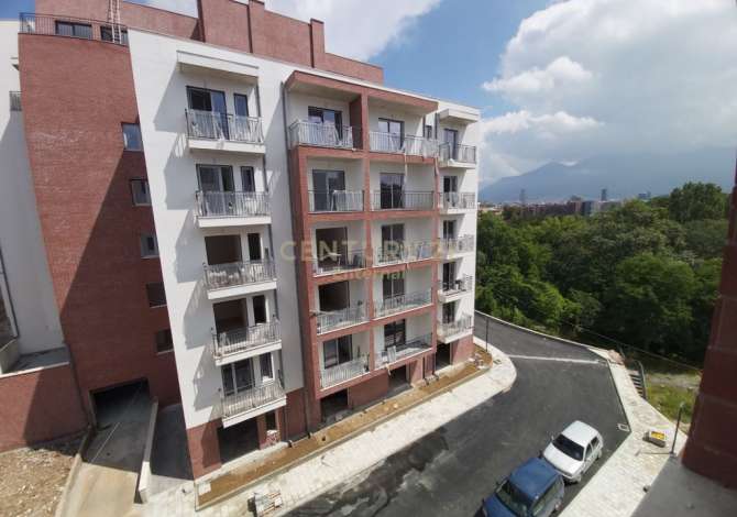 House for Sale in Tirana 2+1 In Part  The house is located in Tirana the "Kodra e Diellit" area and is (<