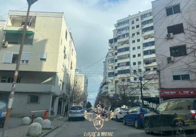  The house is located in Durres the "Central" area and is 19.35 km from