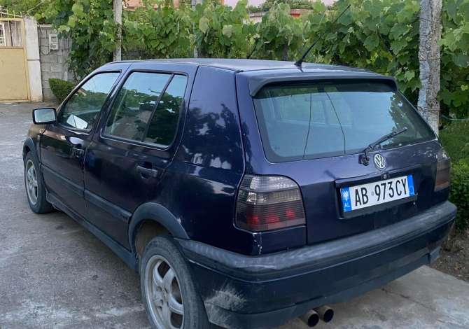 Auto in Vendita Volkswagen 1997 funziona con Diesel Auto in Vendita a Durazzo vicino a "Qender" .Questa Manual Volkswagen