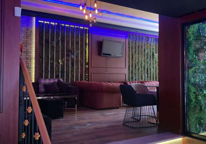  Jepet me qera Shisha Lounge

Ambjenti ka siperfaqe totale 300m2 bashke me vera