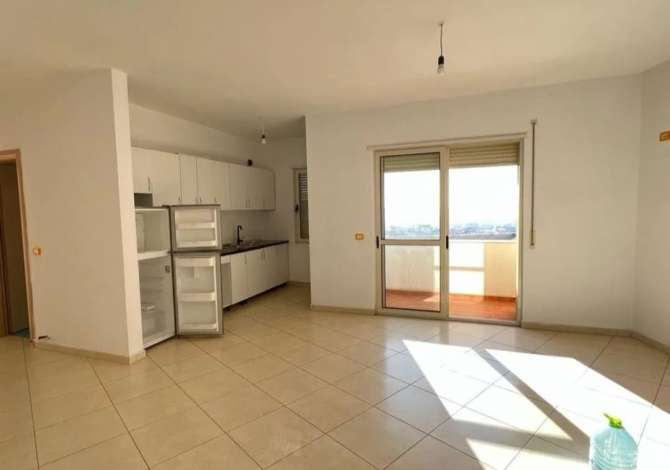 House for Sale in Tirana 2+1 Emty  The house is located in Tirana the "Fresku/Linze" area and is (<sma