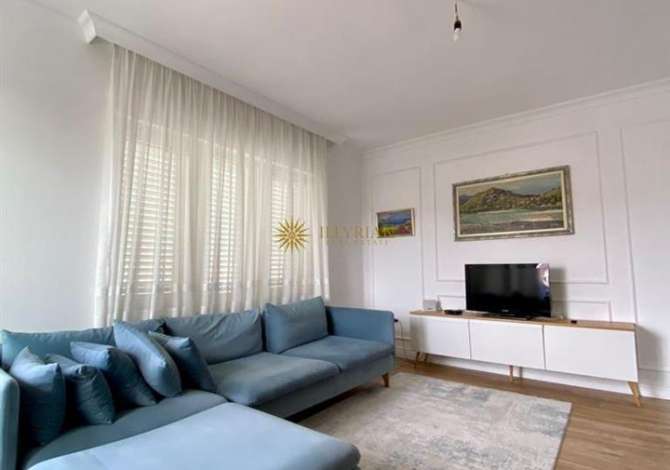  The house is located in Tirana the "Sauk" area and is 3.04 km from cit