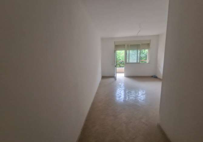 House for Sale in Tirana 4+1 Emty  The house is located in Tirana the "Kodra e Diellit" area and is (<