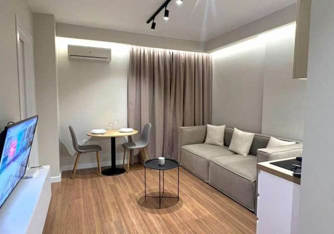 Daily rent and beach room in Tirana 1+1 Furnished  The house is located in Tirana the "Rruga e Durresit/Zogu i zi" area a