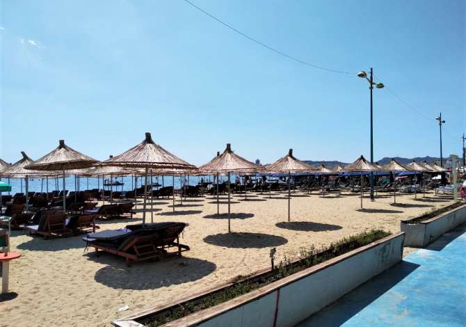 Daily rent and beach room in Durres 1+1 Furnished  The house is located in Durres the "Central" area and is .
This Daily