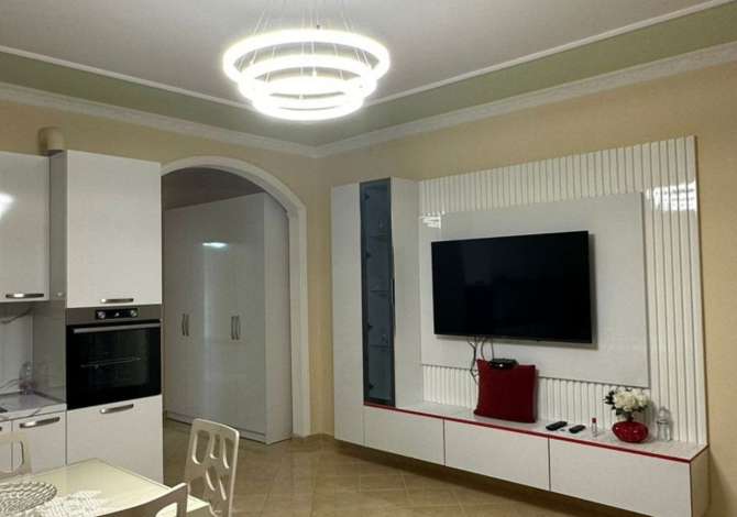 House for Rent in Vlore 1+1 Furnished  The house is located in Vlore the "Central" area and is .
This House 