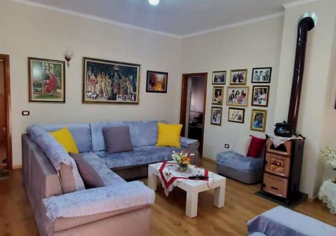  The house is located in Vlore the "Zone Periferike" area and is  km fr