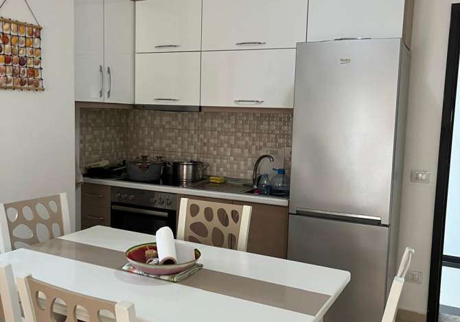  The house is located in Lezhe the "Central" area and is 0.12 km from c