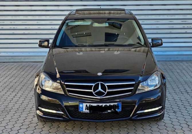 Shitet Mercedes Benz 2012 11.800 eur Ne shitje ⤵️ ● Mercedez-Benz C200 CDI ● ▪︎ Viti 2012 ▪︎ Motorri 
