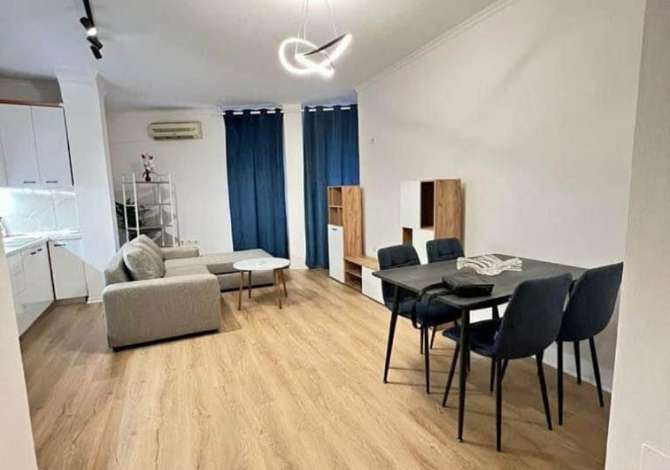  The house is located in Tirana the "Fresku/Linze" area and is 3.47 km 